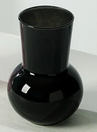 Round Glass Vase 8 x 17cm - Black