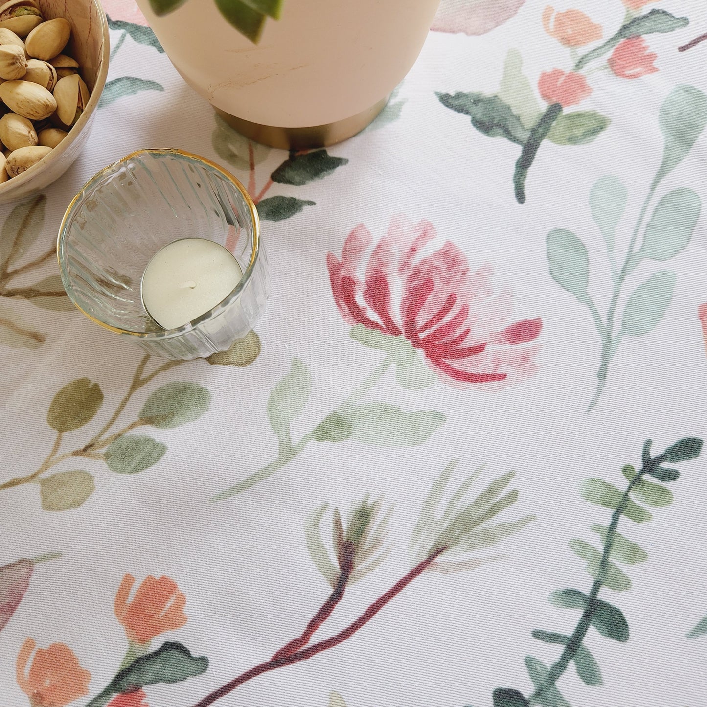 Cotton Twill Table Runner 'Pink Flowers'