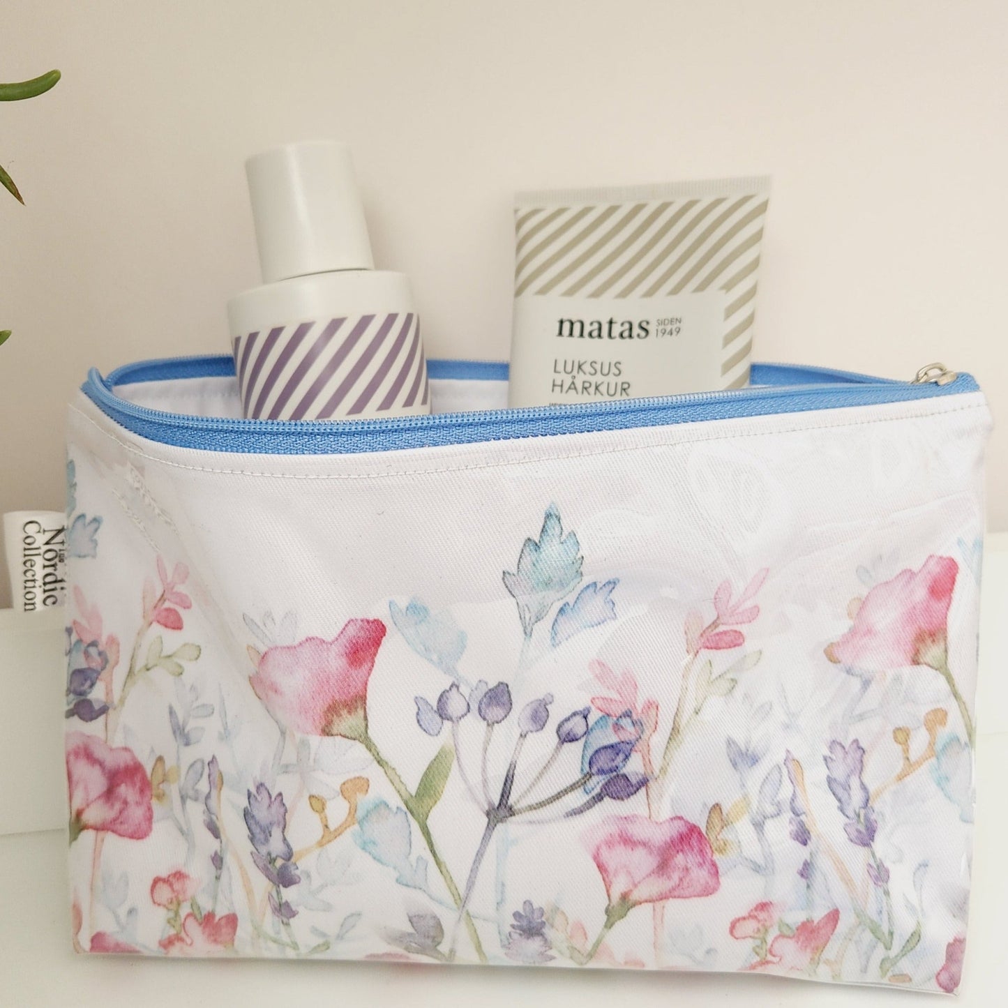 Large Toiletry Bag 'Wild Flowers'