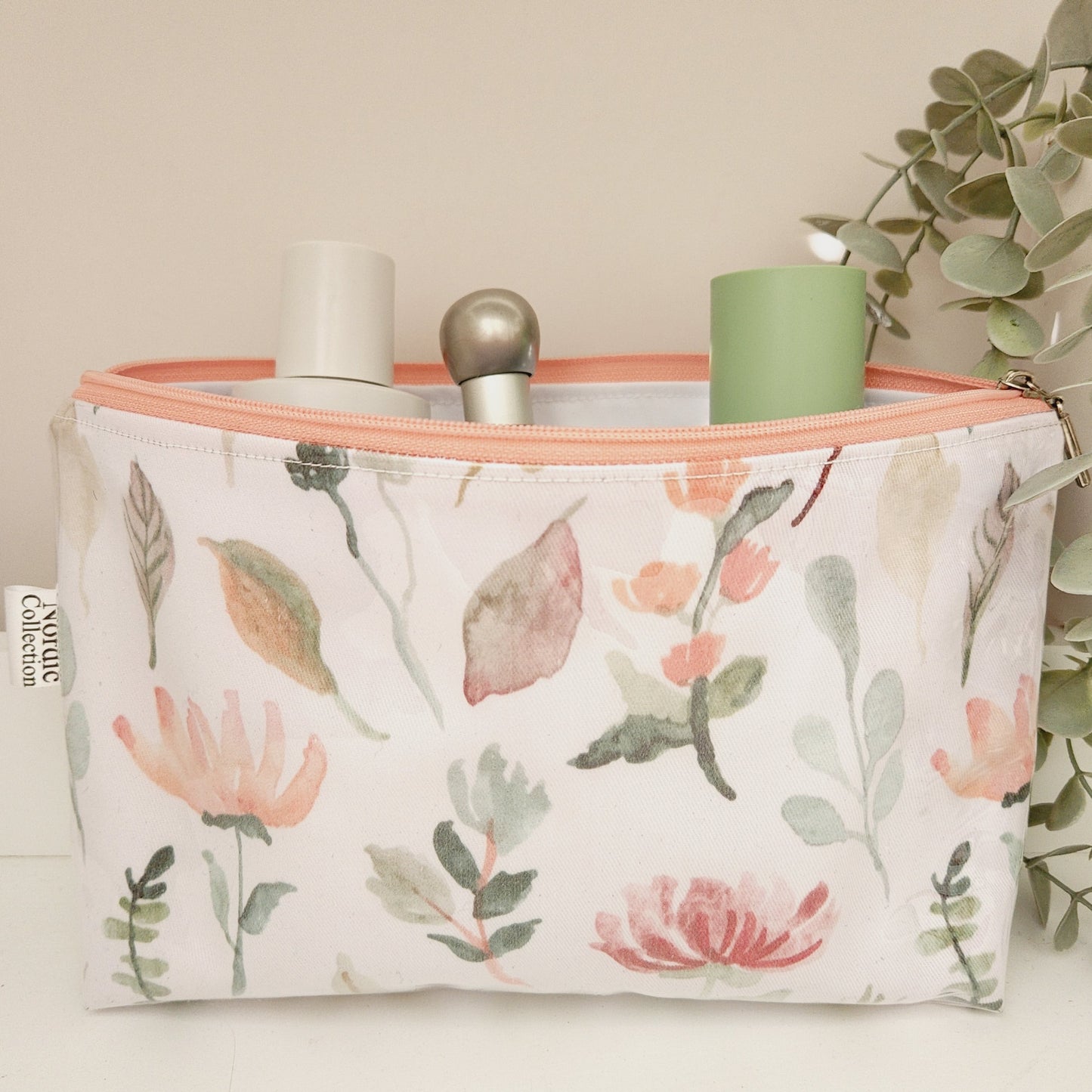 Large Toiletry Bag 'Pink Flowers'