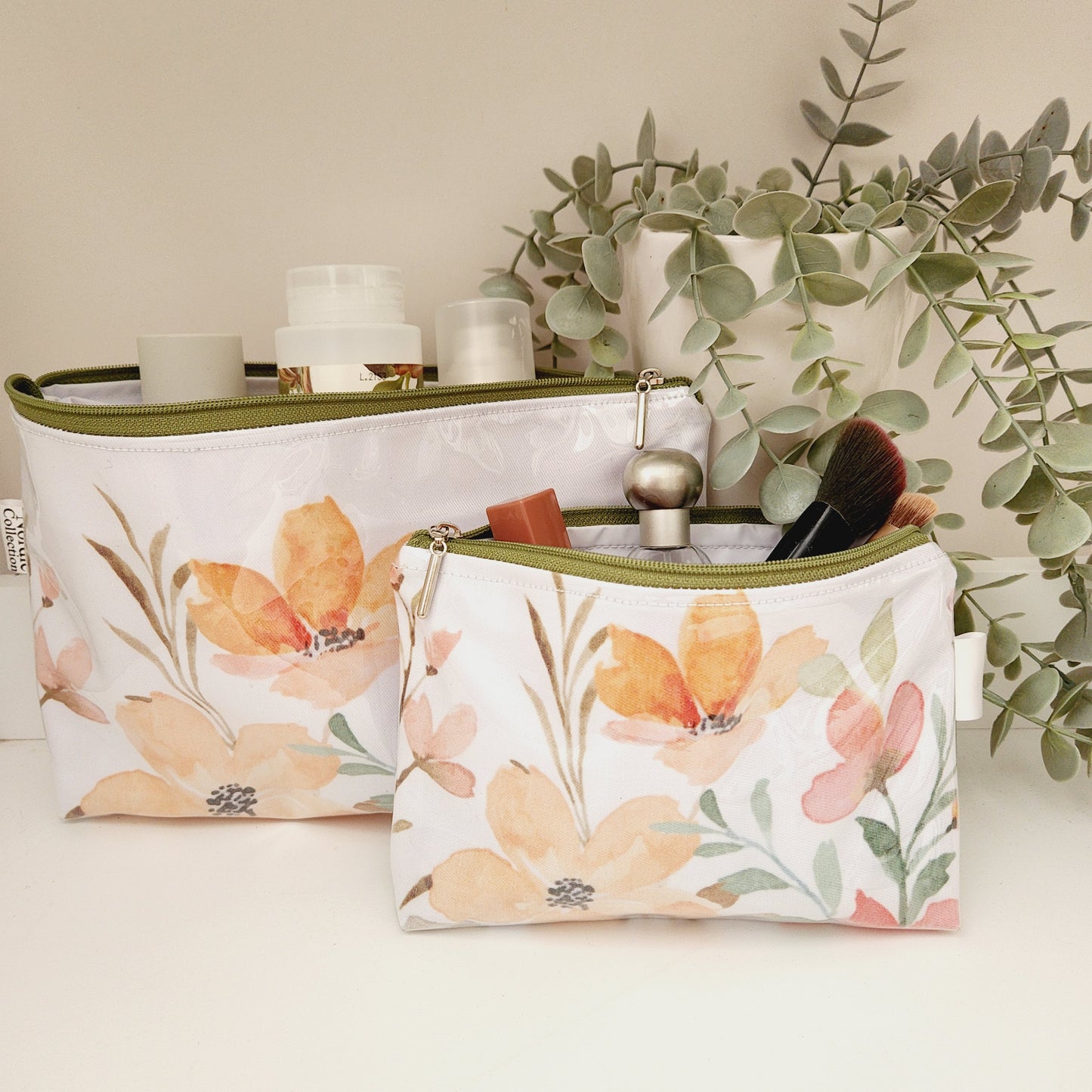 Medium Cosmetic Bag 'Orange Blooms'