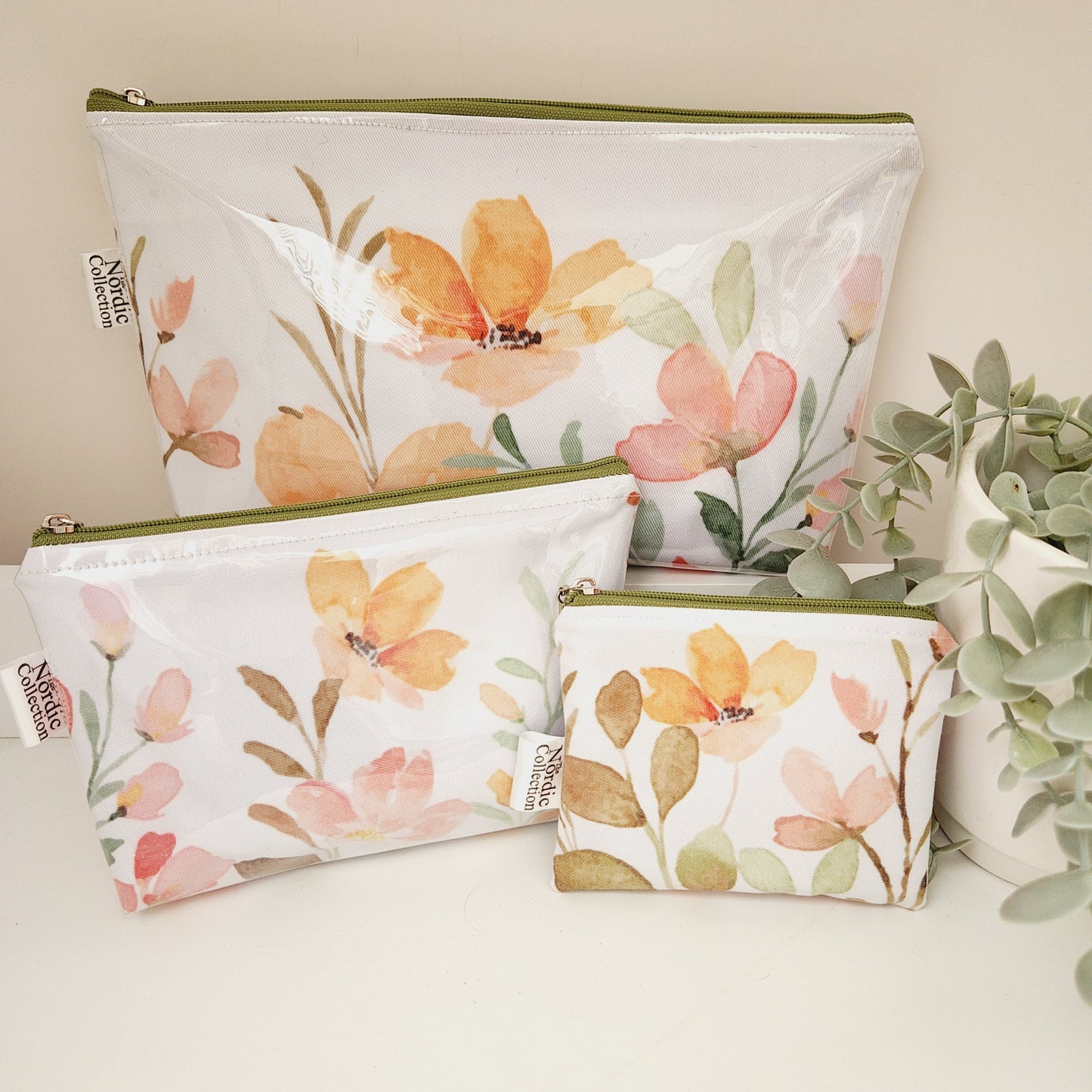 Large Toiletry Bag 'Orange Blooms'