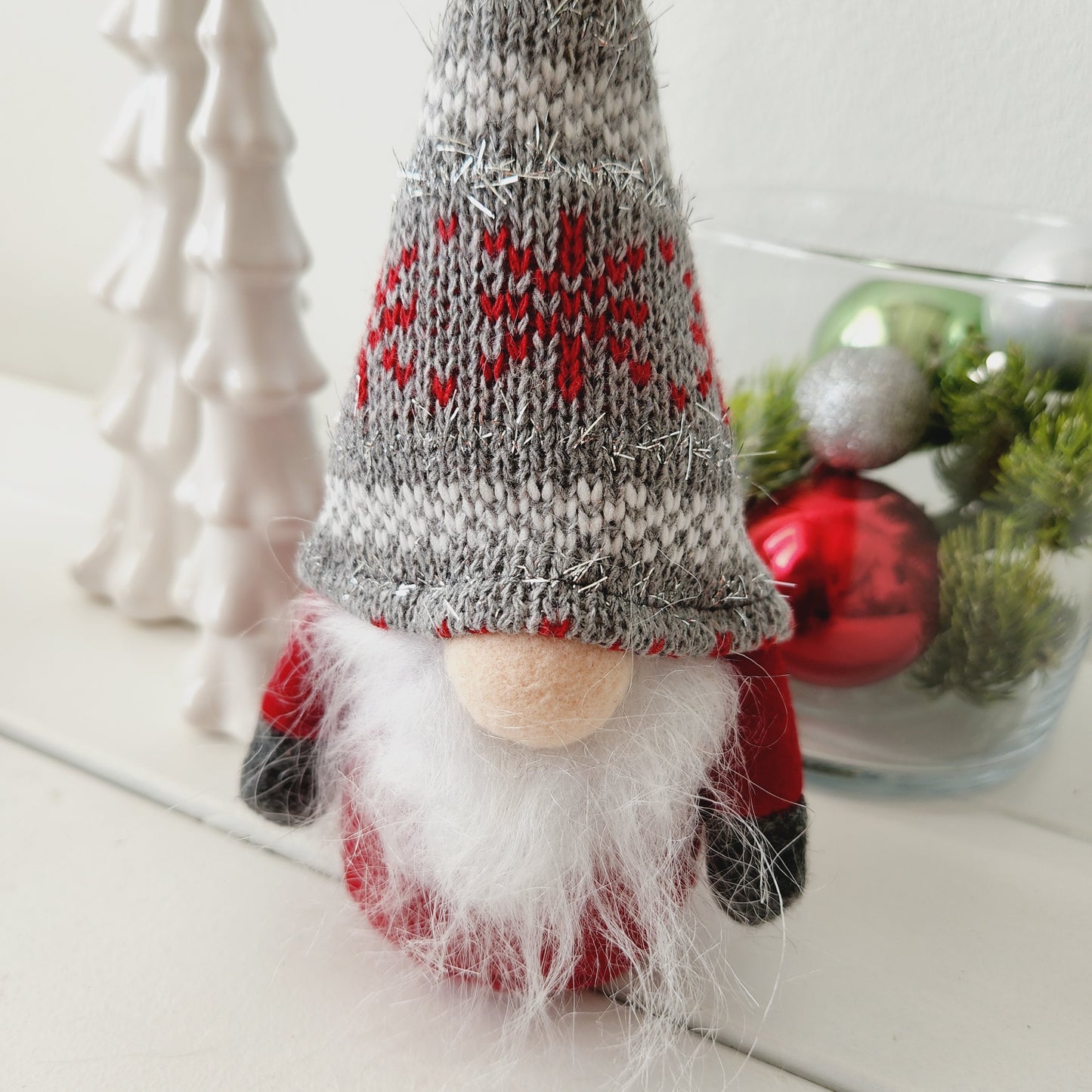 Grey gnome with Nordic Hat