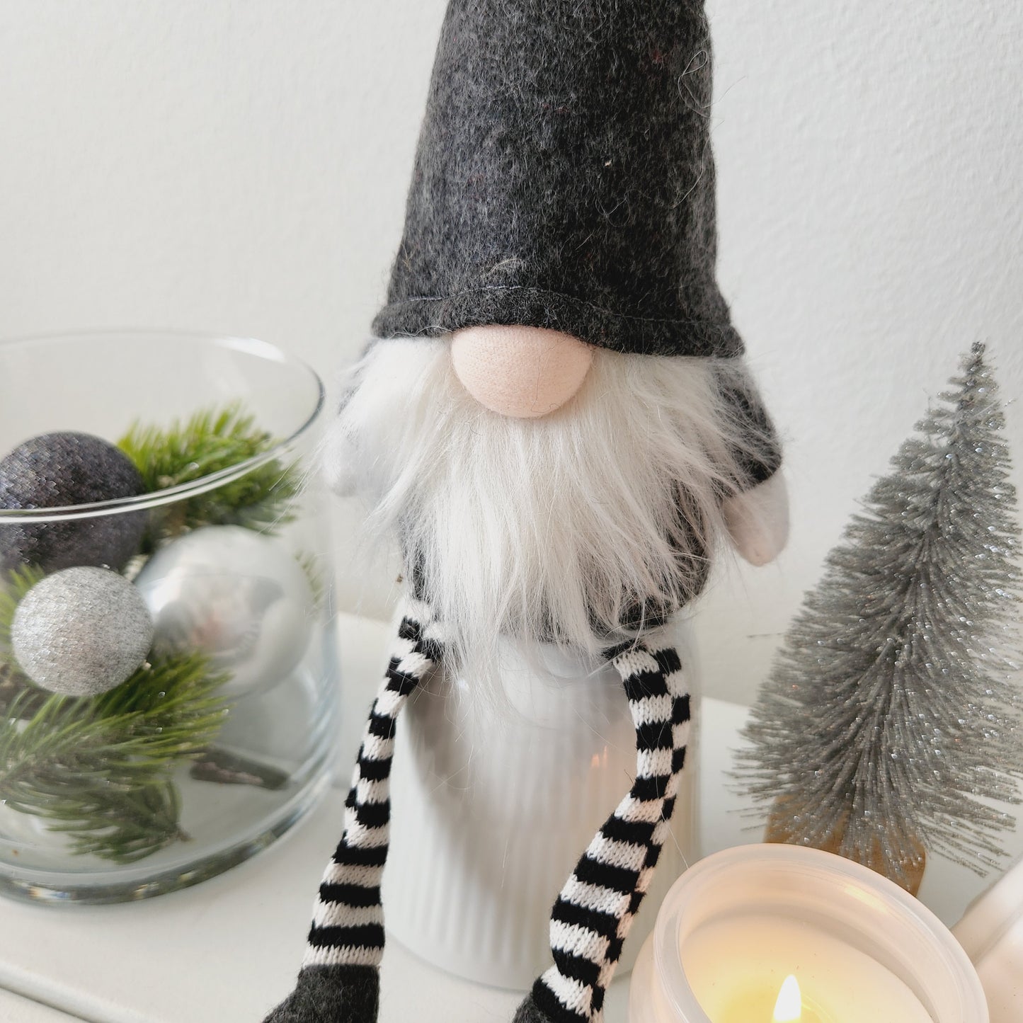 Grey Gnome with Dangly Legs