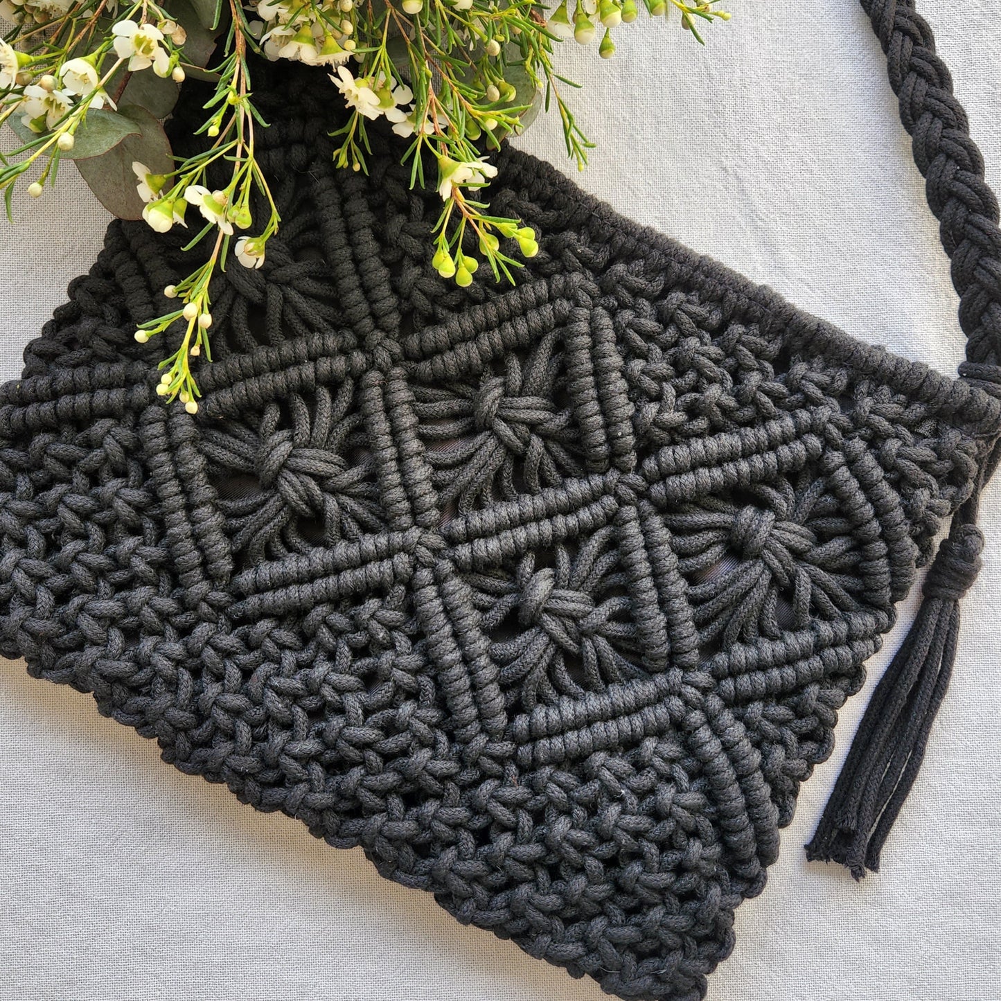 Crochet Handbag - Black