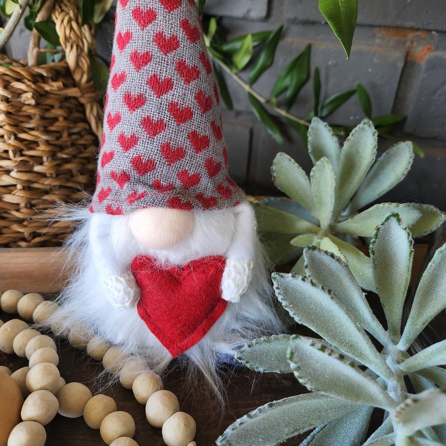 Grey Heart Gnome 25cm