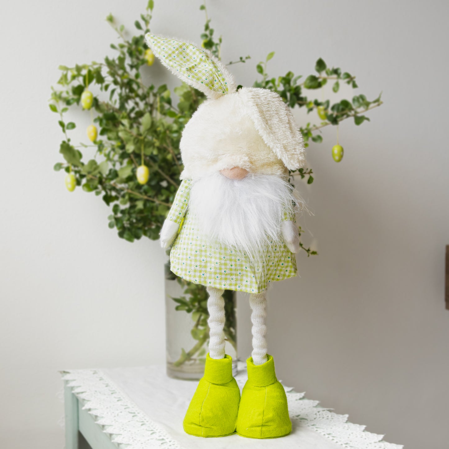 Bunny Gnome with extendable legs - GREEN